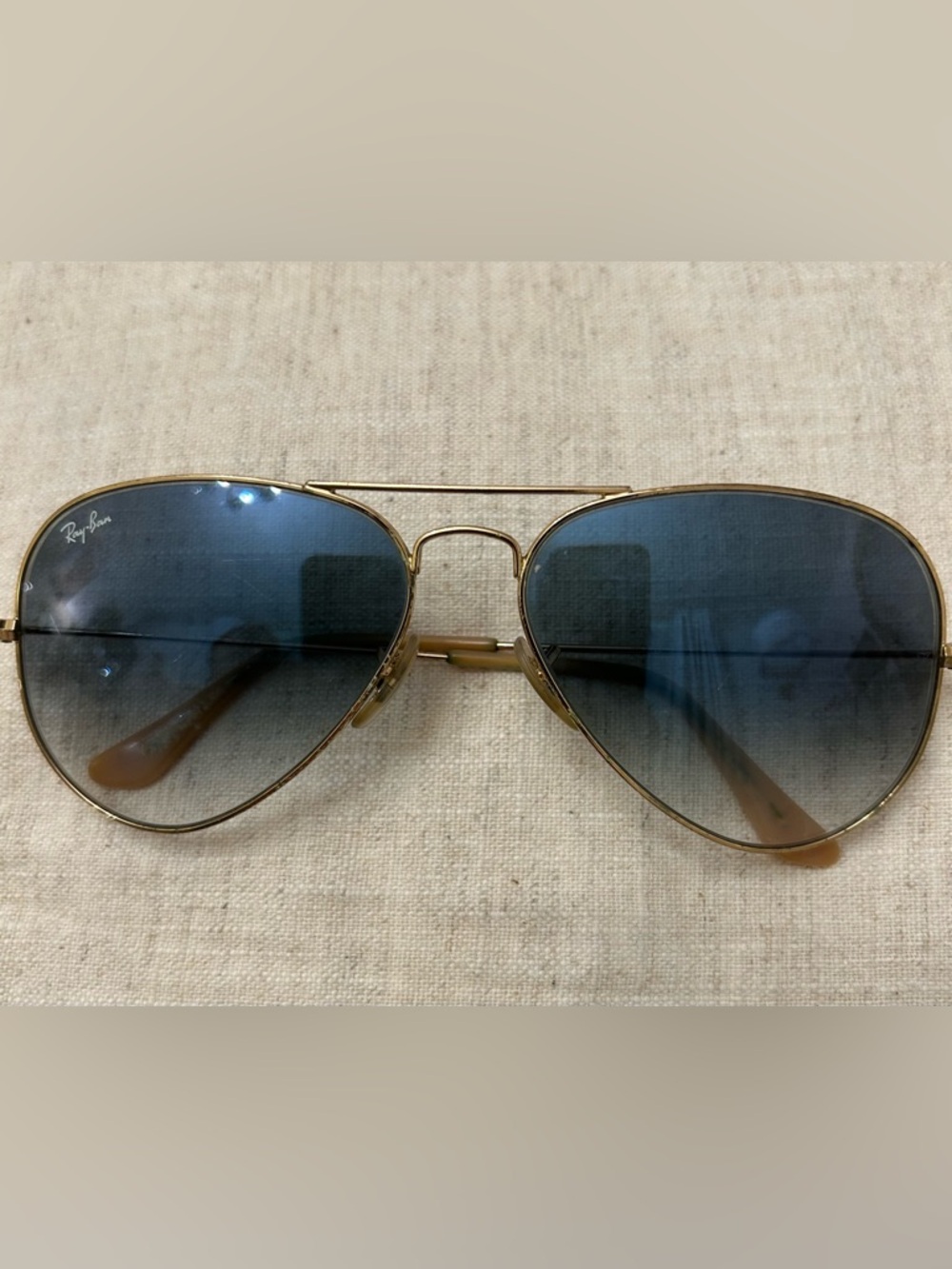 Ray Ban Aviator Gradient Sunglasses